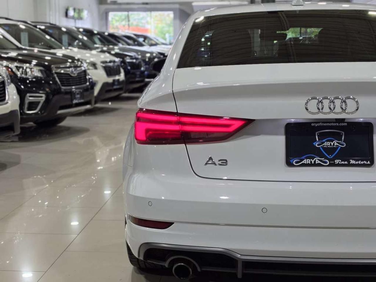 2018 Audi A3 S Line quattro Technik ONTARIO VEHICLE NO ACCIDENT EXCELLENT SERVICE RECORDS Photo
