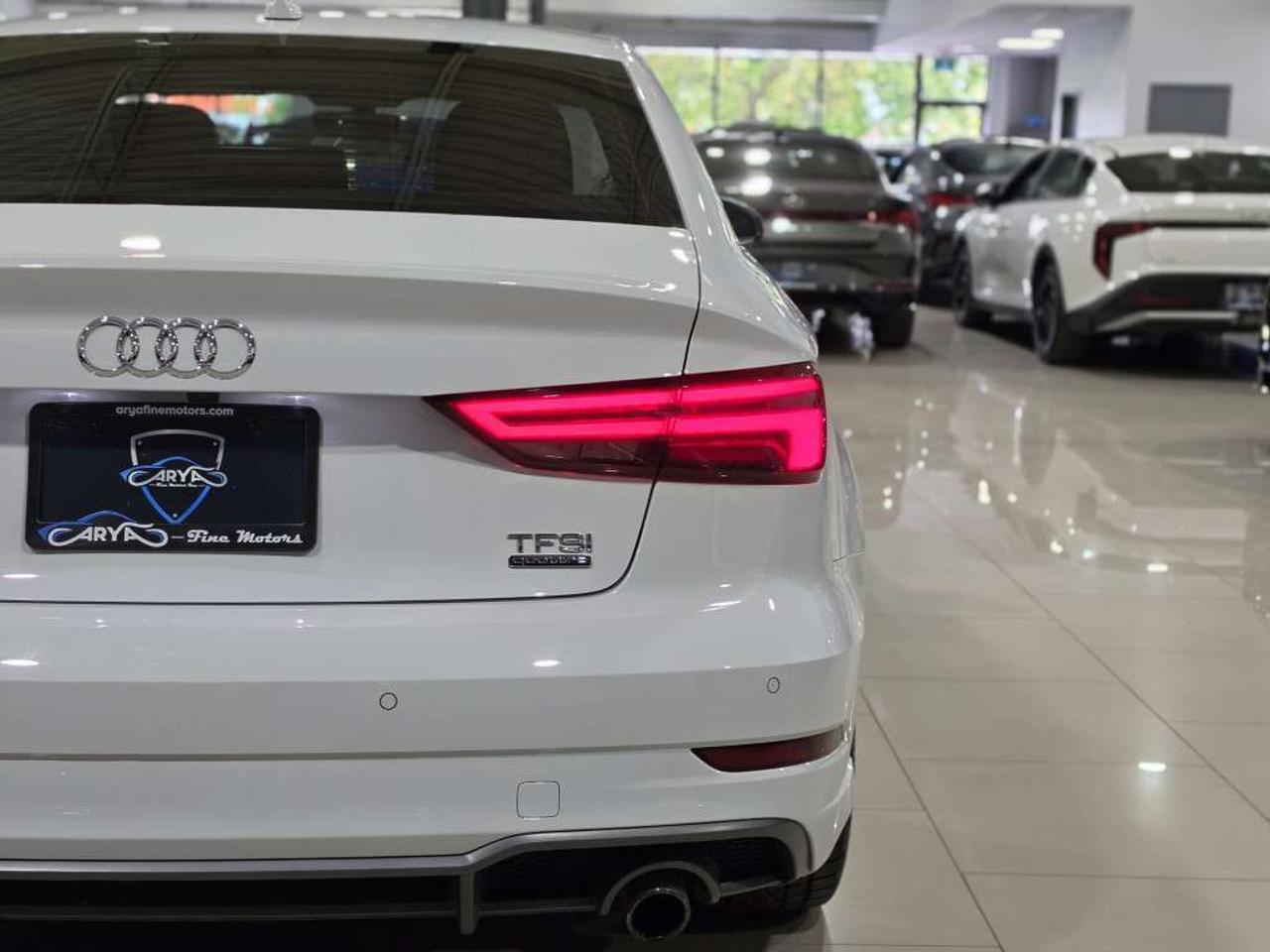 2018 Audi A3 S Line quattro Technik ONTARIO VEHICLE NO ACCIDENT EXCELLENT SERVICE RECORDS Photo