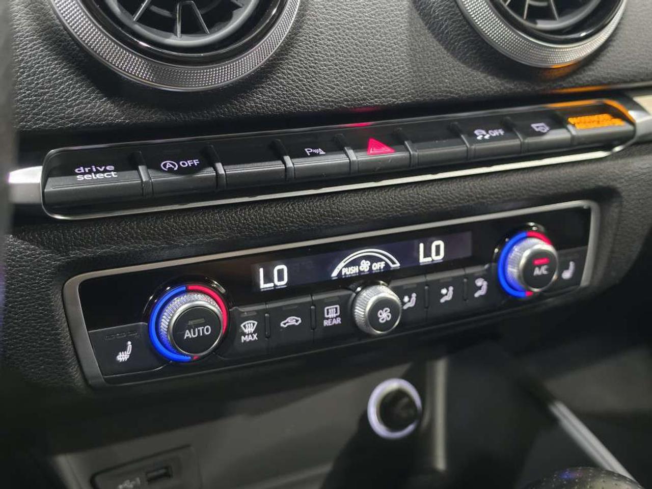 2018 Audi A3 S Line quattro Technik ONTARIO VEHICLE NO ACCIDENT EXCELLENT SERVICE RECORDS Photo