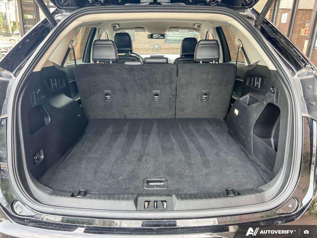 2023 Ford Edge SEL   201A   NAVIGATION   LTHR Photo