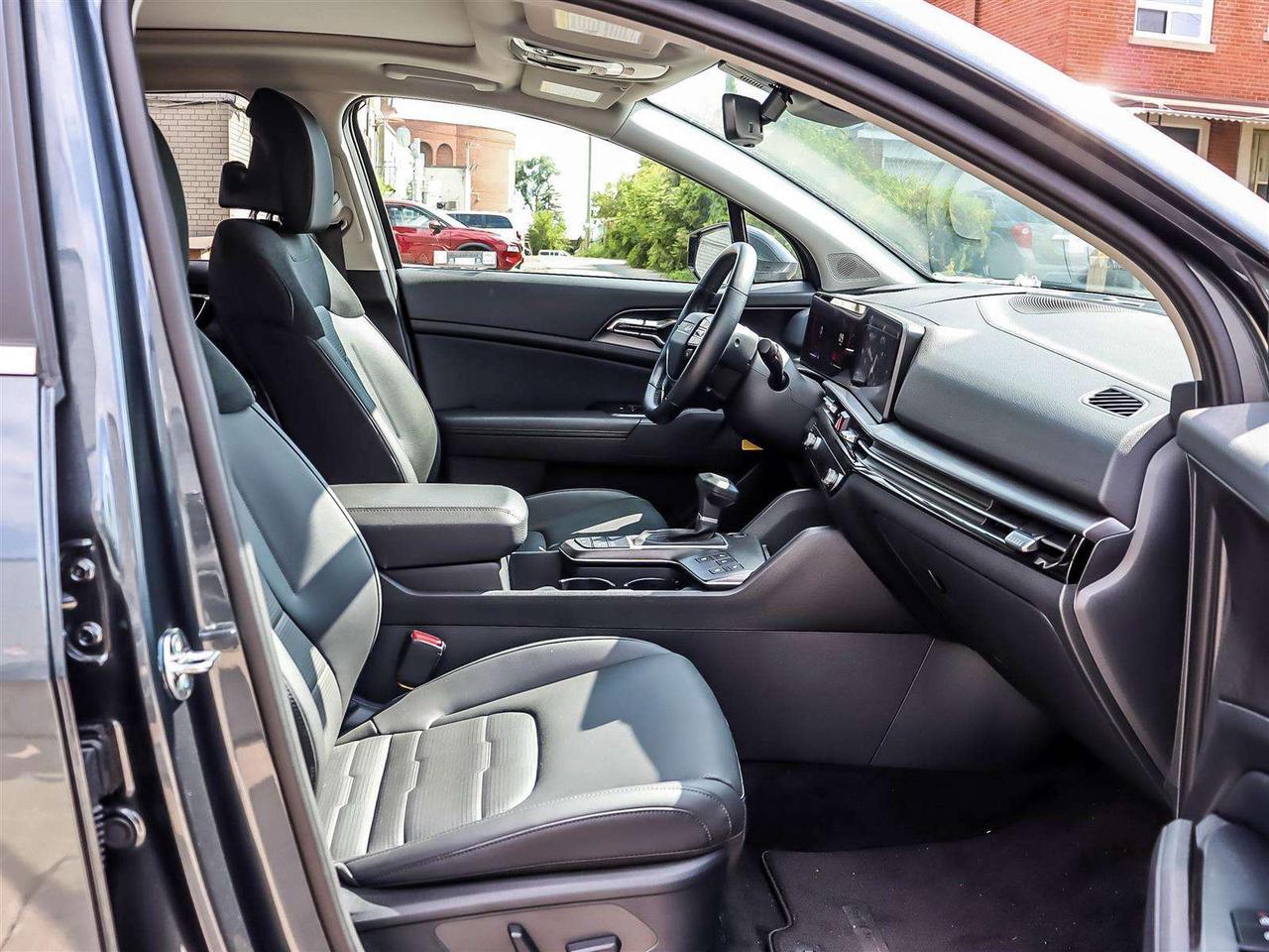 2026 Kia Sportage EX Premium Photo