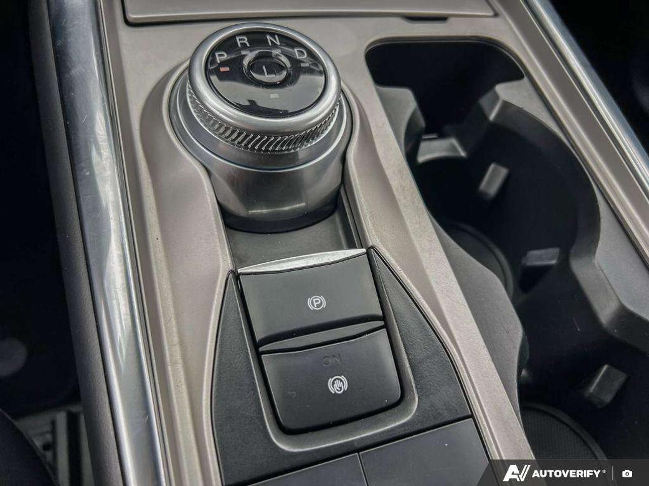 2023 Ford Explorer XLT   MOONROOF   NAV   ADAPT CRUISE Photo