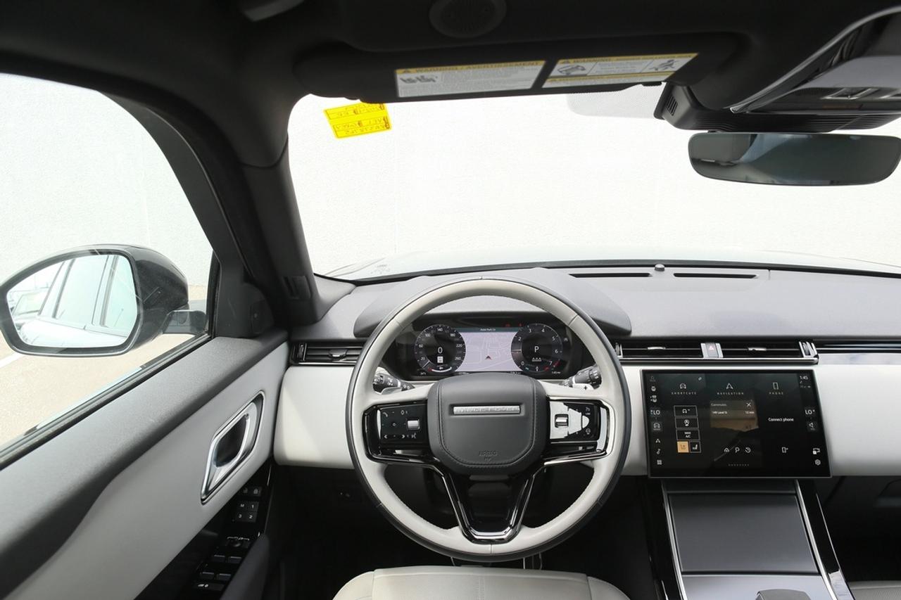 2024 Land Rover Range Rover Velar Dynamic SE Photo