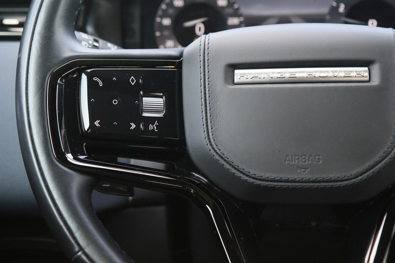 2024 Land Rover Range Rover Velar Dynamic SE Photo