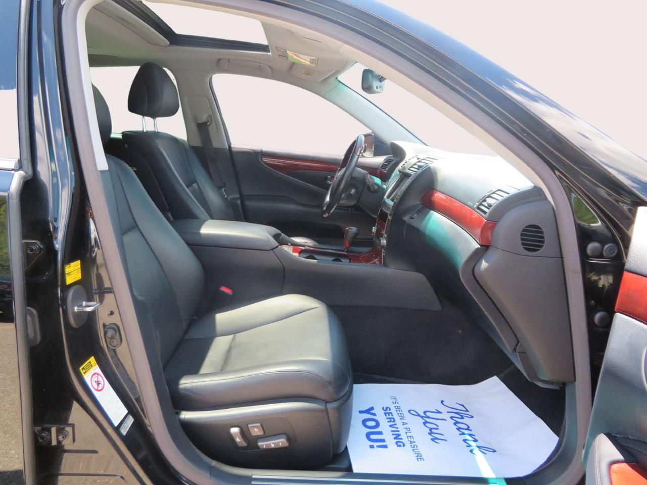 2007 Lexus LS 460 4dr Sdn SWB Photo
