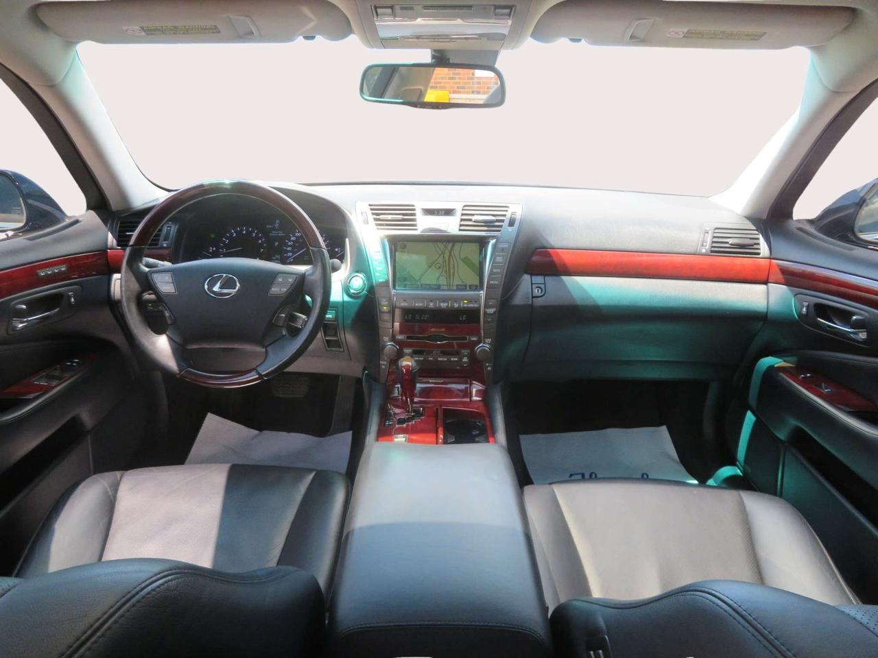 2007 Lexus LS 460 4dr Sdn SWB Photo