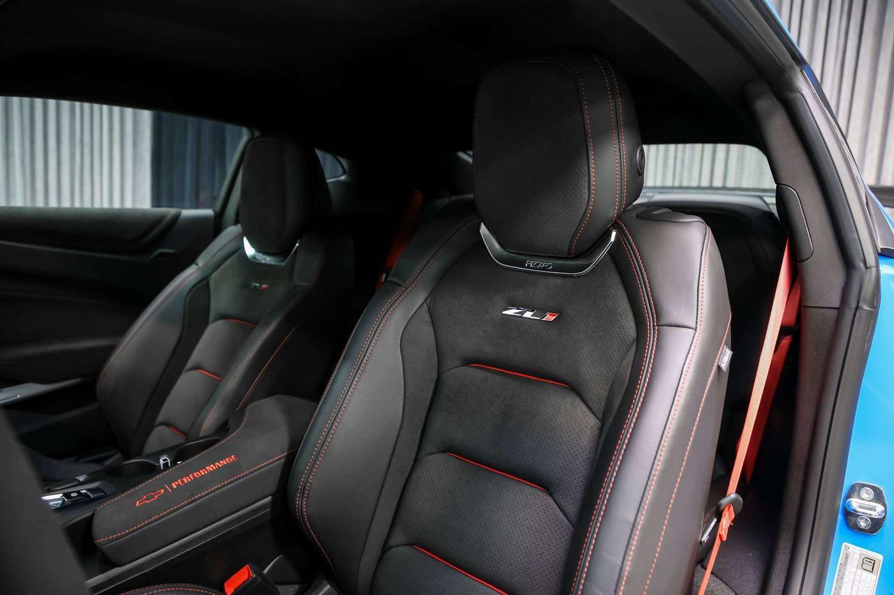 2022 Chevrolet Camaro ZL1 1LE EXTREME TRACK PACK MANUAL 650HP ALMOSTNEW Photo