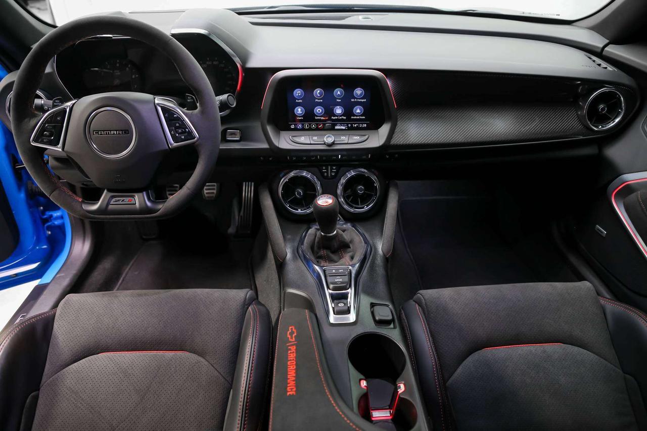 2022 Chevrolet Camaro ZL1 1LE EXTREME TRACK PACK MANUAL 650HP ALMOSTNEW Photo