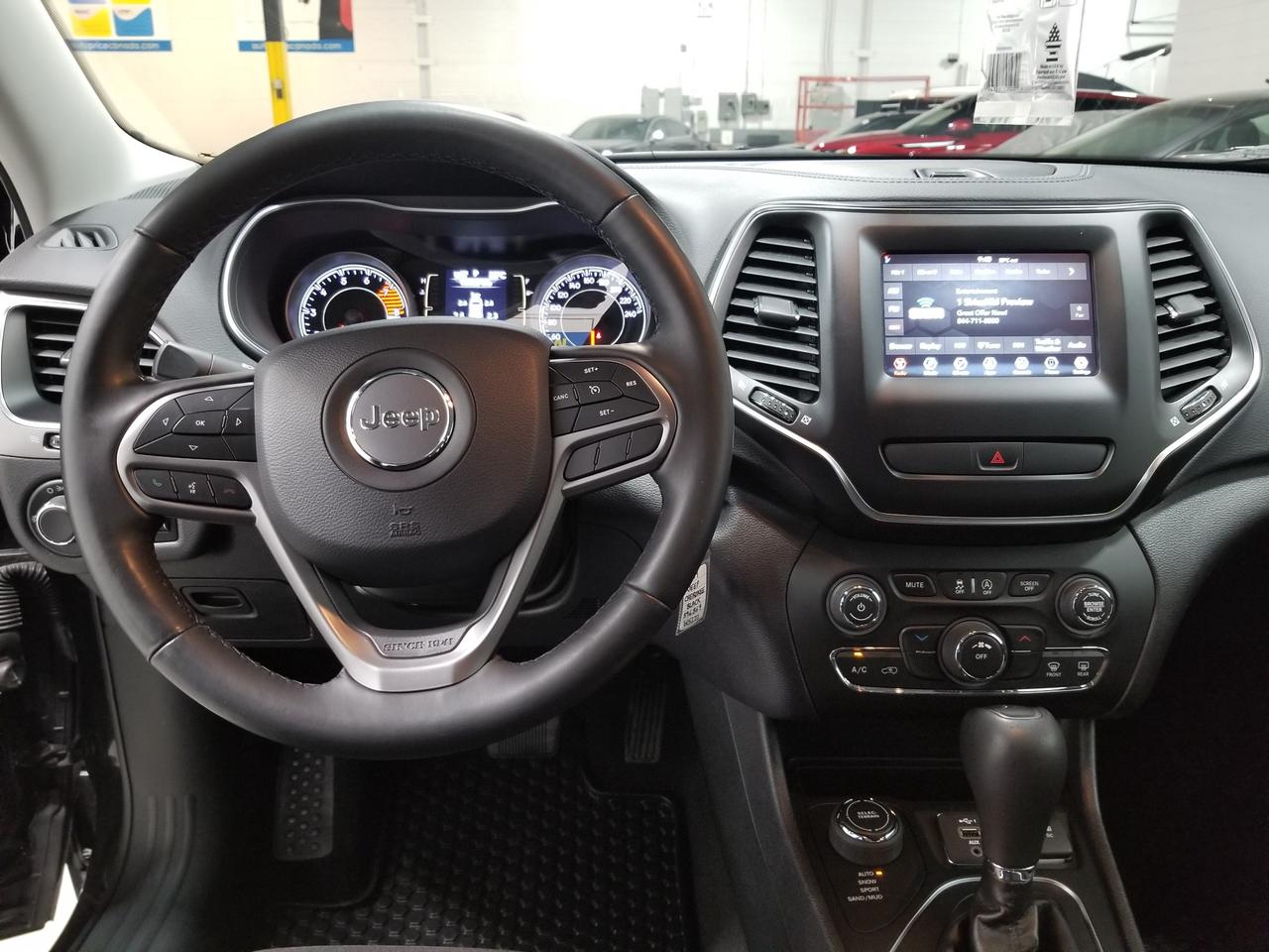 2019 Jeep Cherokee Sport 4dr 4x4 Photo