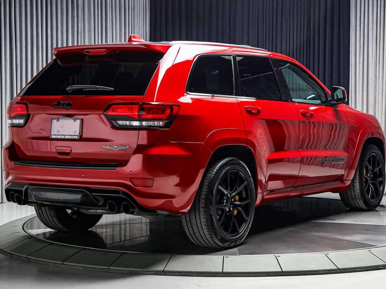 2018 Jeep Grand Cherokee TRACKHAWK 4X4 707HP ORANGEINT ADAPTVCRUZ ROOF Photo