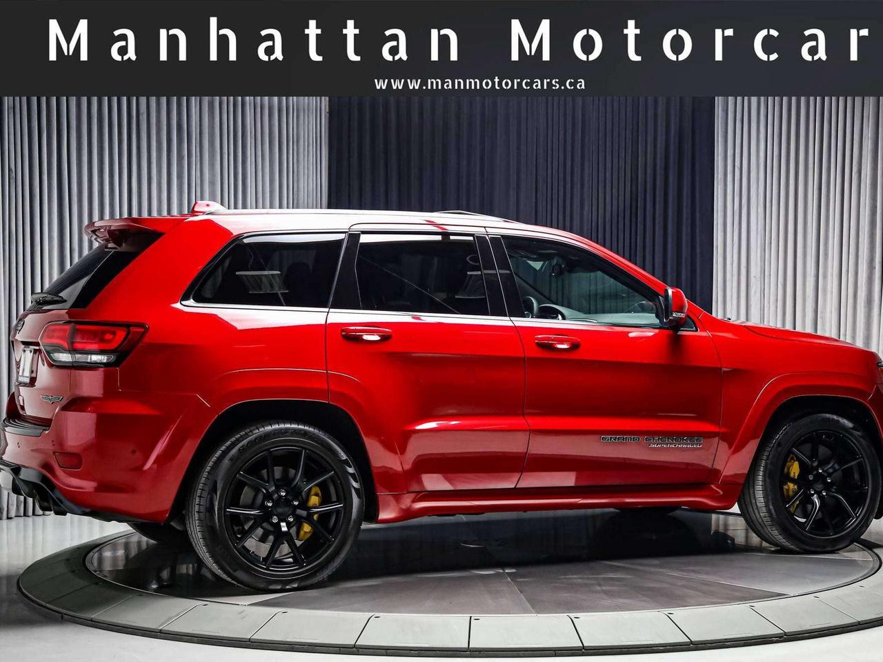 2018 Jeep Grand Cherokee TRACKHAWK 4X4 707HP ORANGEINT ADAPTVCRUZ ROOF Photo