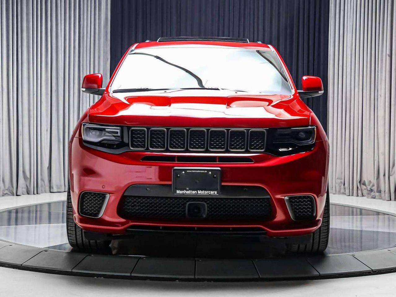 2018 Jeep Grand Cherokee TRACKHAWK 4X4 707HP ORANGEINT ADAPTVCRUZ ROOF Photo
