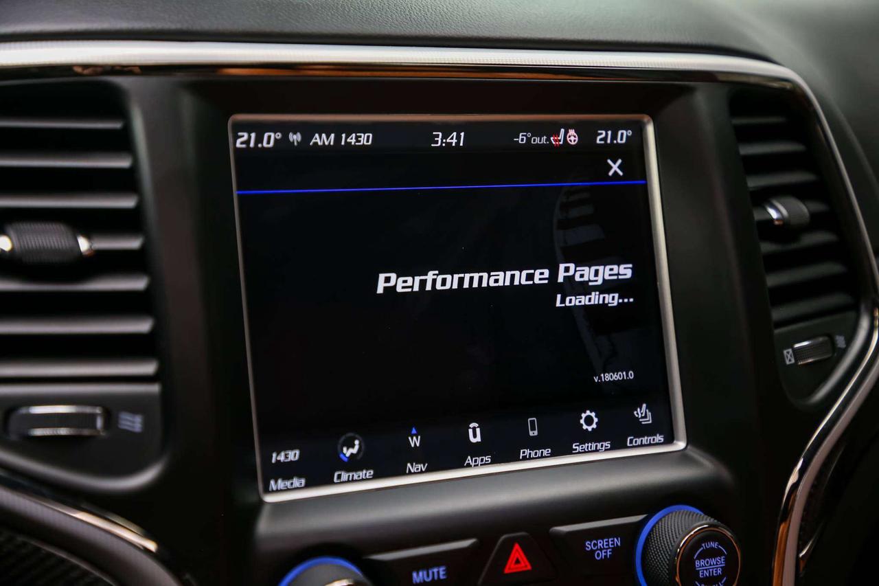 2018 Jeep Grand Cherokee TRACKHAWK 4X4 707HP ORANGEINT ADAPTVCRUZ ROOF Photo