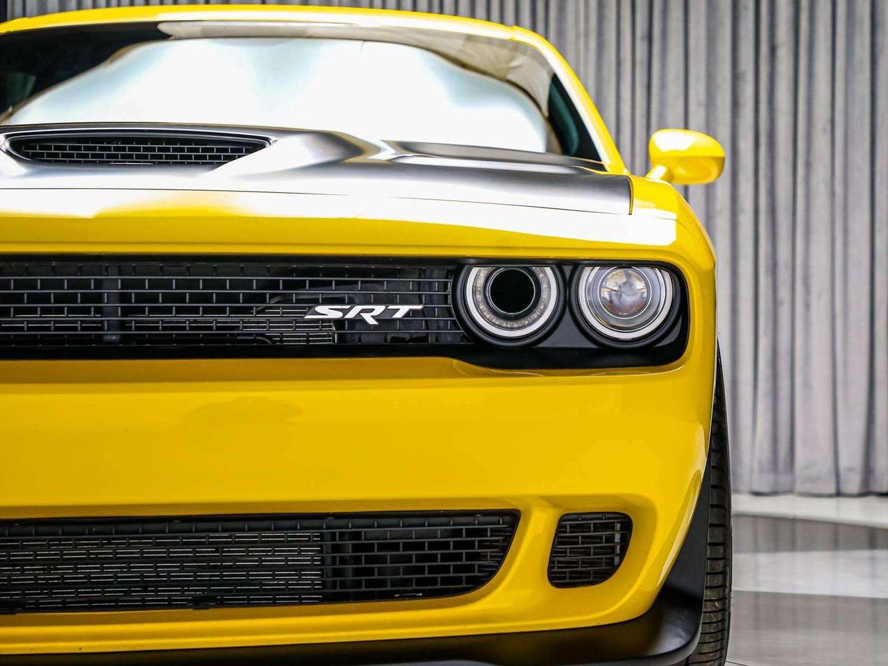 2017 Dodge Challenger SRT HELLCAT MANUAL 707HP  NOACCIDENT LOWKMS RARE Photo