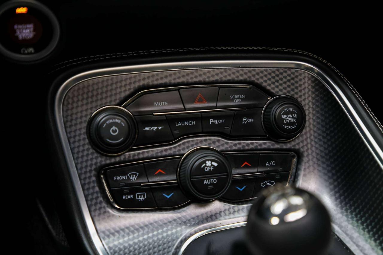 2017 Dodge Challenger SRT HELLCAT MANUAL 707HP  NOACCIDENT LOWKMS RARE Photo