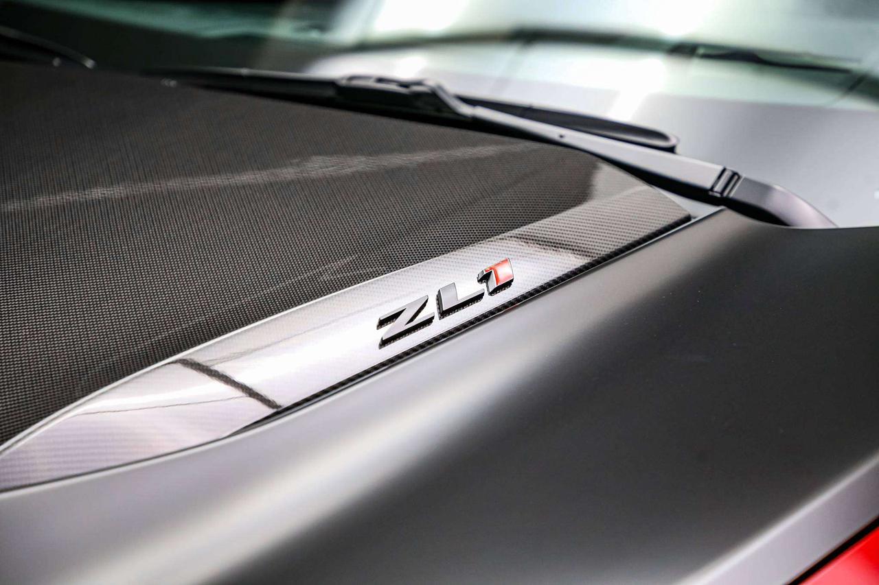 2023 Chevrolet Camaro ZL1 COUPE MANUAL 650HP NOACCIDENT MAGNETICRIDE LSD Photo