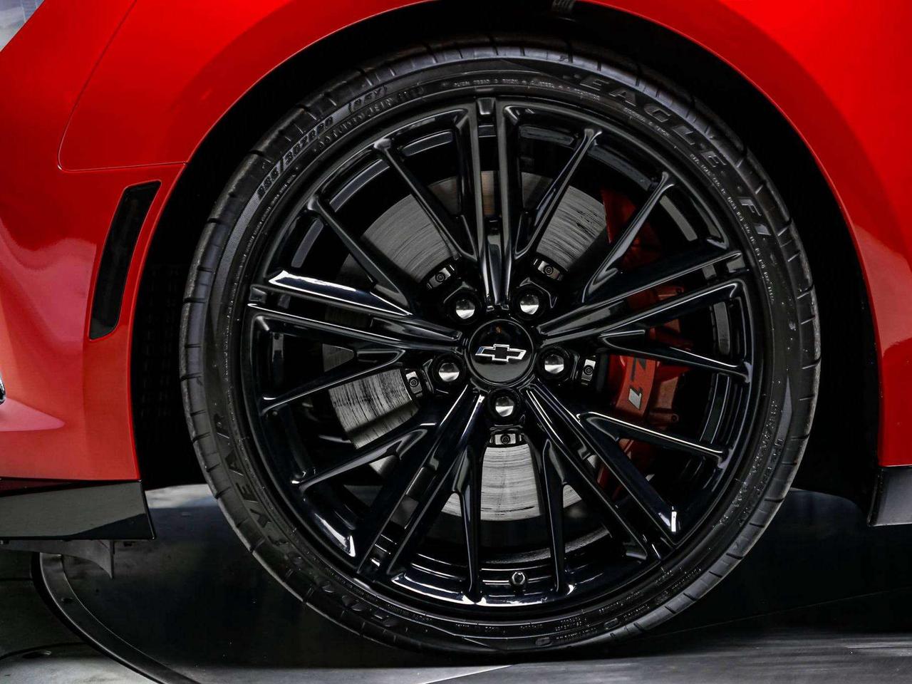 2023 Chevrolet Camaro ZL1 COUPE MANUAL 650HP NOACCIDENT MAGNETICRIDE LSD Photo