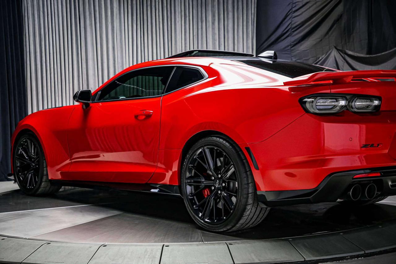 2023 Chevrolet Camaro ZL1 COUPE MANUAL 650HP NOACCIDENT MAGNETICRIDE LSD Photo