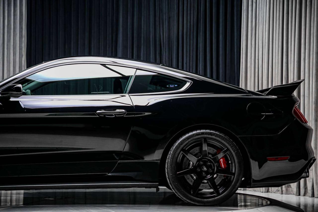 2016 Ford Mustang SHELBY GT350R 5.2L V8  CARBONRIM SERVRECS NOACCDNT Photo