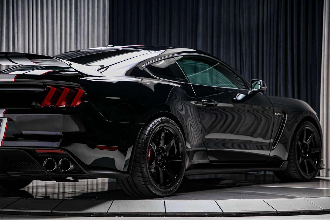 2016 Ford Mustang SHELBY GT350R 5.2L V8  CARBONRIM SERVRECS NOACCDNT Photo