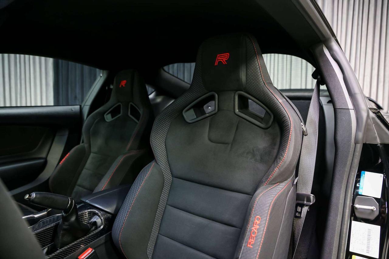 2016 Ford Mustang SHELBY GT350R 5.2L V8  CARBONRIM SERVRECS NOACCDNT Photo
