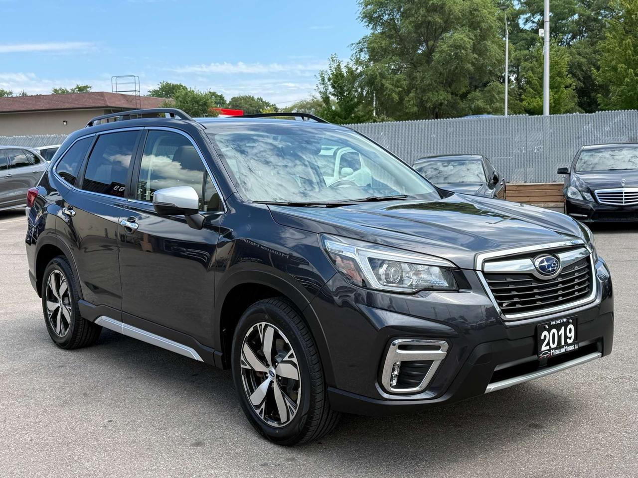 2019 Subaru Forester 2.5i Premier w/EyeSight Pkg  CERTIFIED MINT Photo