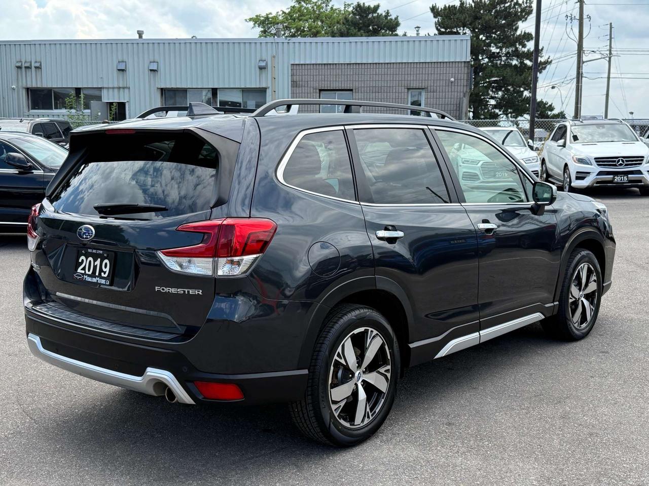 2019 Subaru Forester 2.5i Premier w/EyeSight Pkg  CERTIFIED MINT Photo