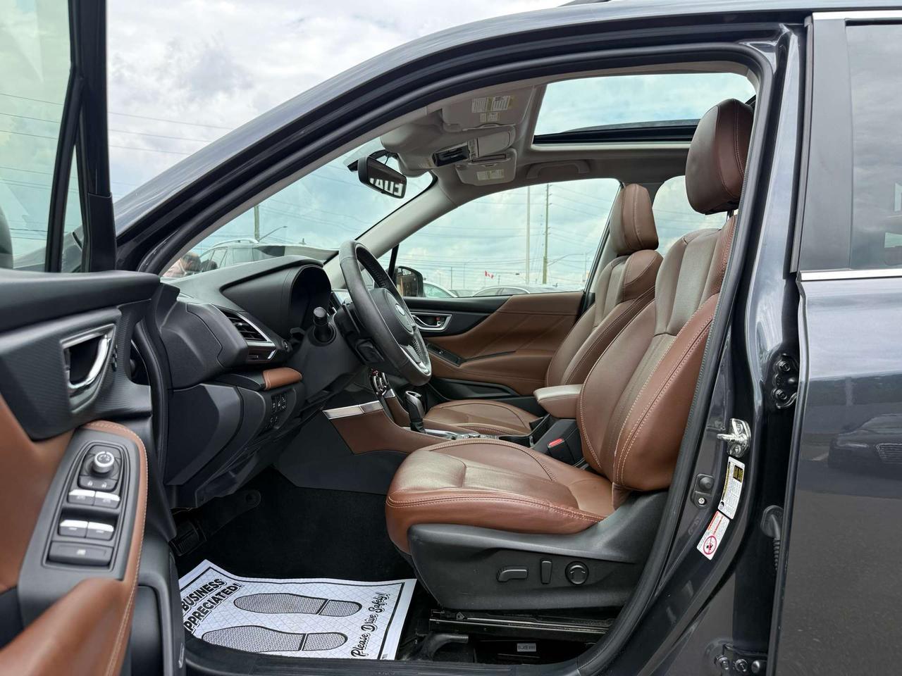 2019 Subaru Forester 2.5i Premier w/EyeSight Pkg  CERTIFIED MINT Photo
