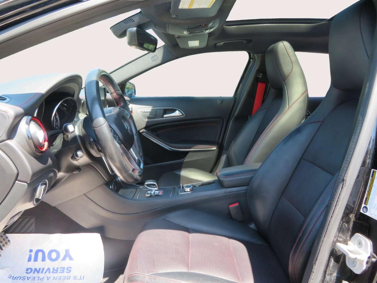 2015 Mercedes-Benz GLA 4MATIC 4DR GLA 45 AMG Photo