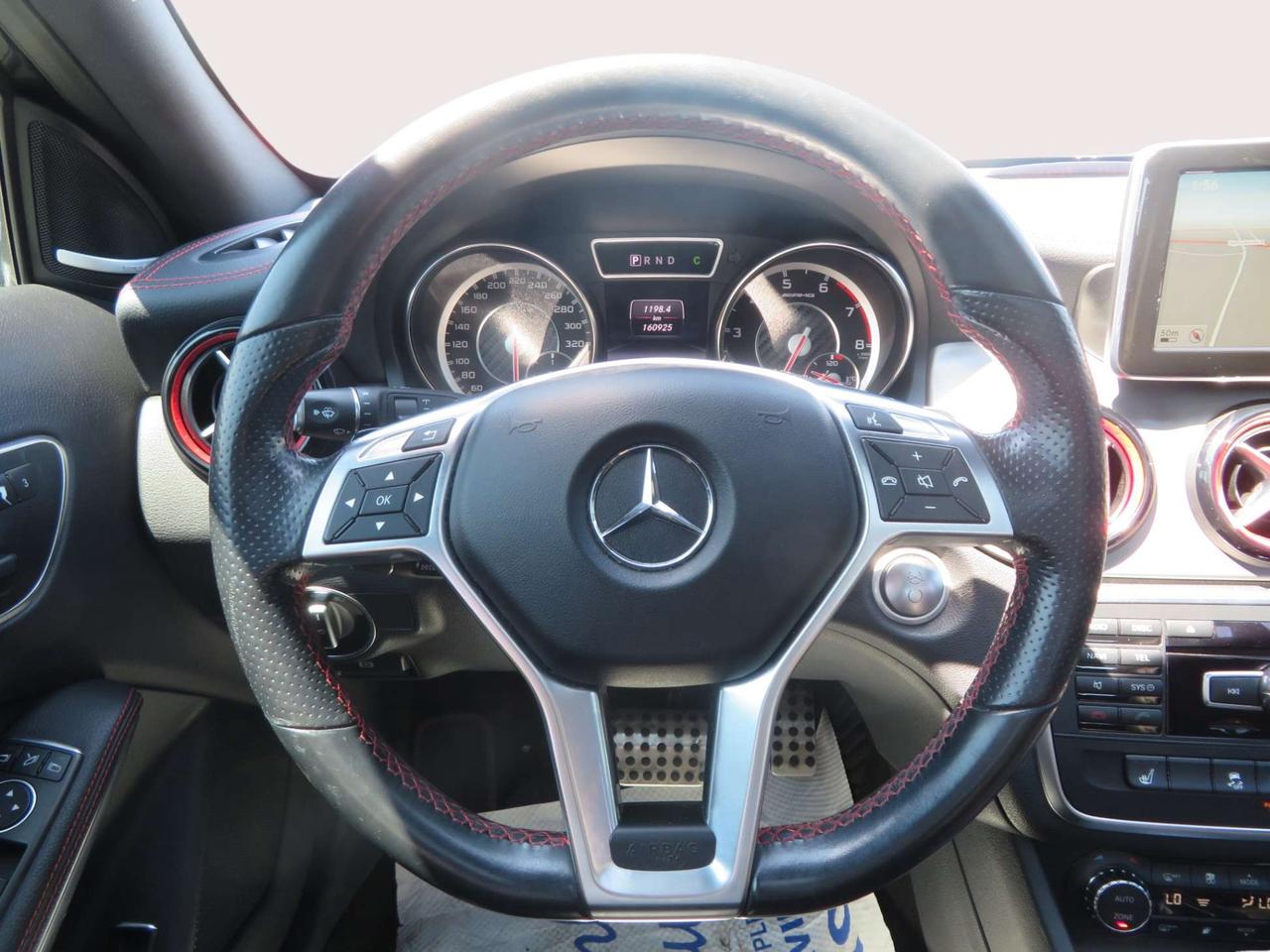 2015 Mercedes-Benz GLA 4MATIC 4DR GLA 45 AMG Photo