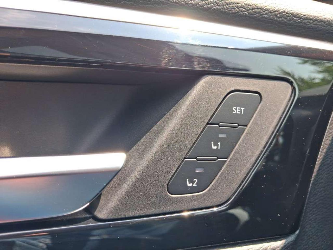 2025 Mitsubishi Outlander SEL S-AWC Photo