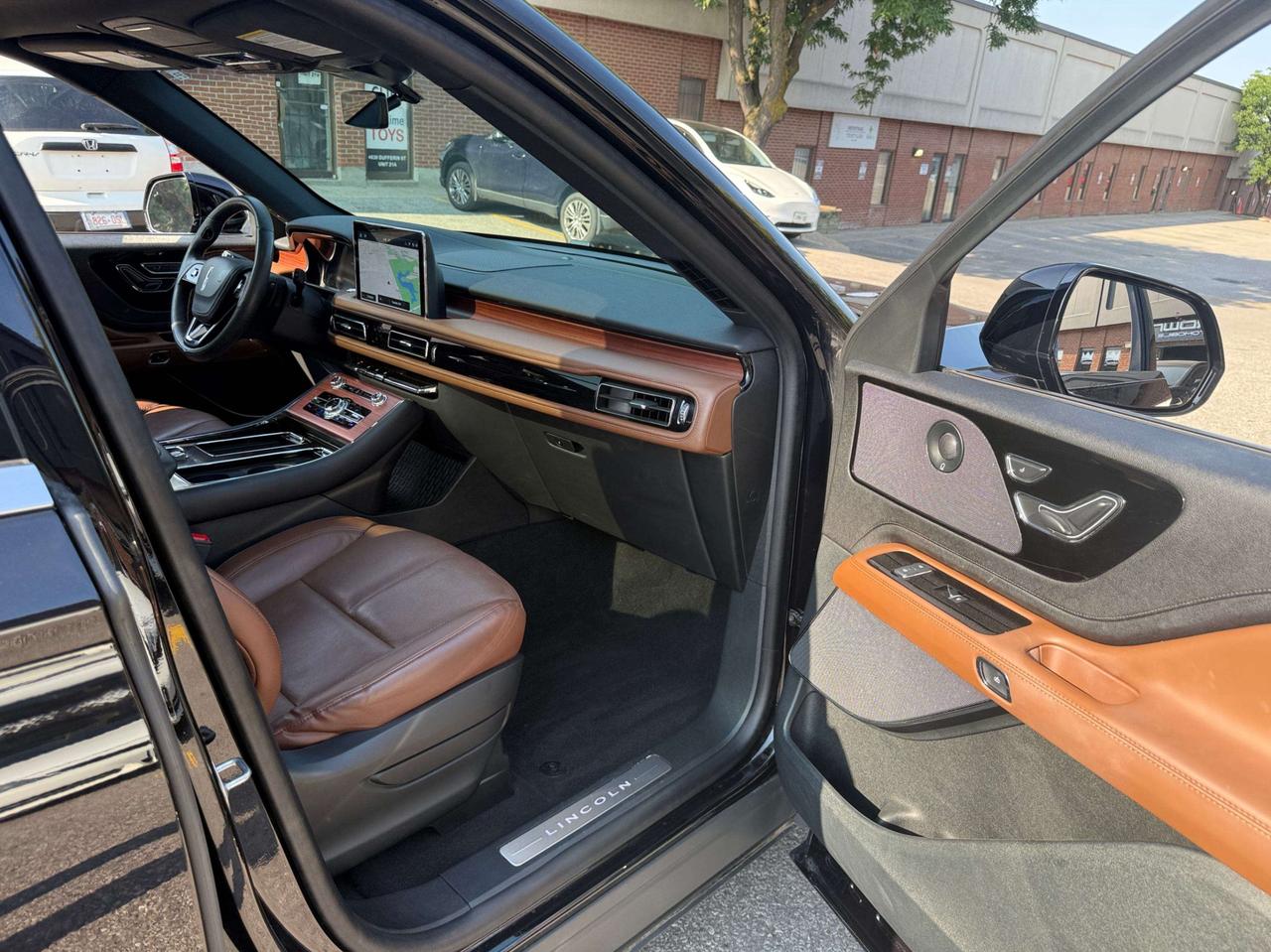 2023 Lincoln Aviator Reserve AWD Photo