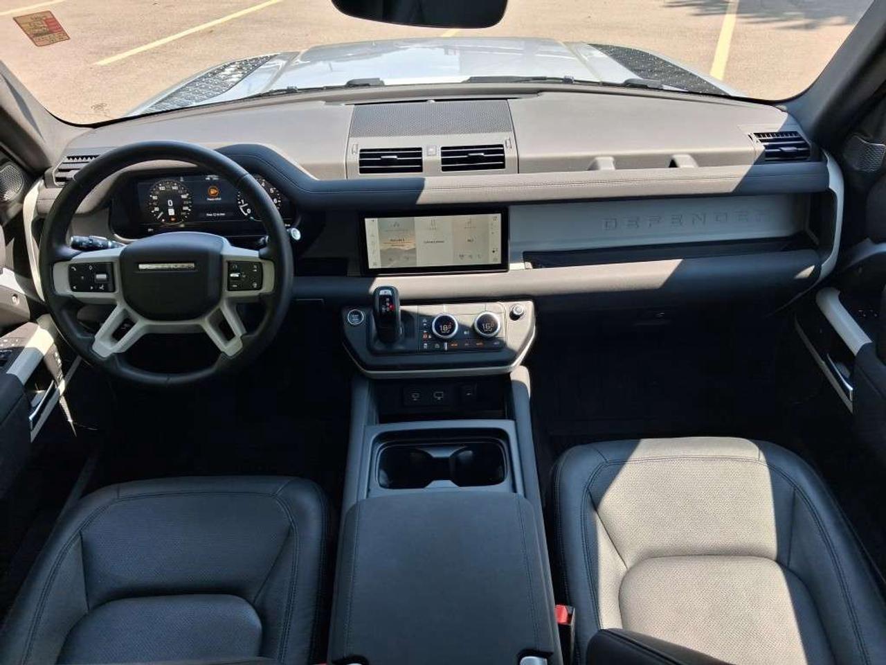 2023 Land Rover Defender 110 S AWD Photo