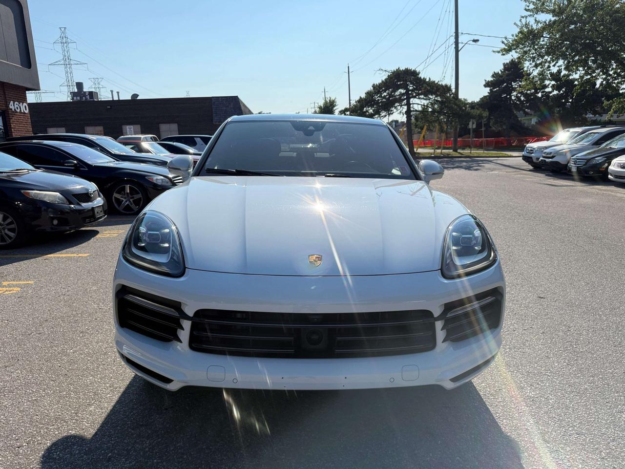 2023 Porsche Cayenne Coupe AWD, PERFORMANCE PKG Photo