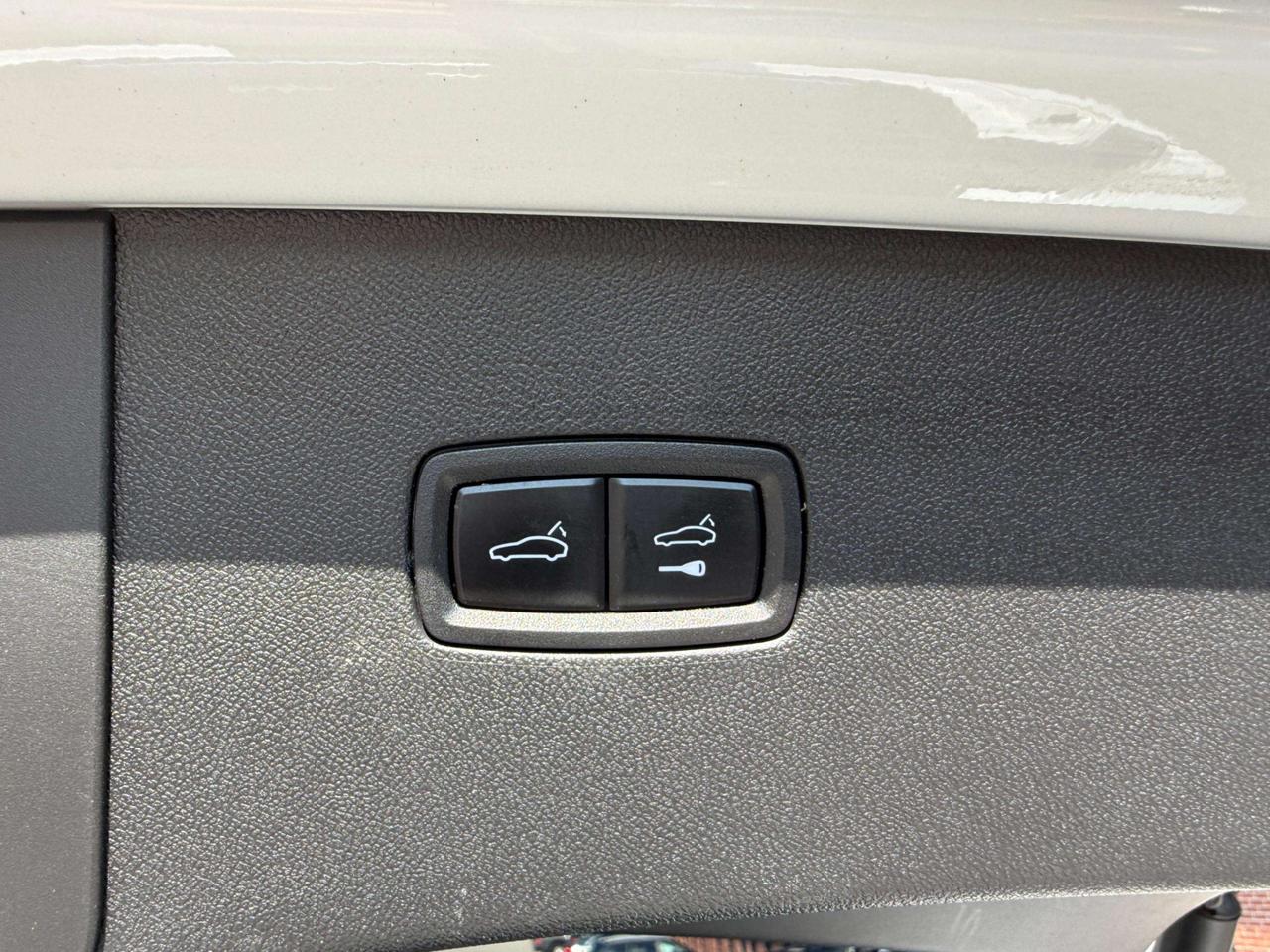 2023 Porsche Cayenne Coupe AWD, PERFORMANCE PKG Photo
