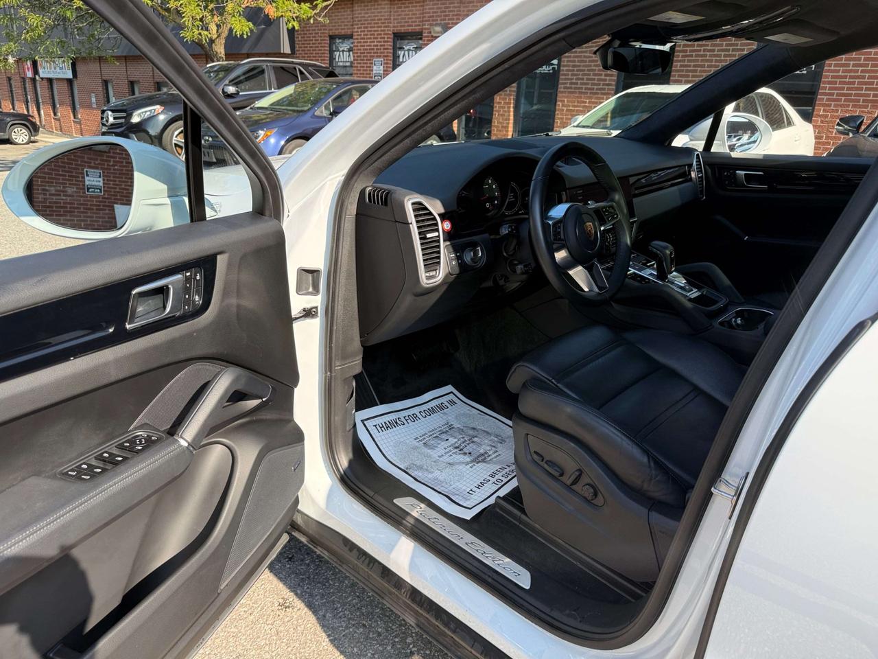 2023 Porsche Cayenne Coupe AWD, PERFORMANCE PKG Photo