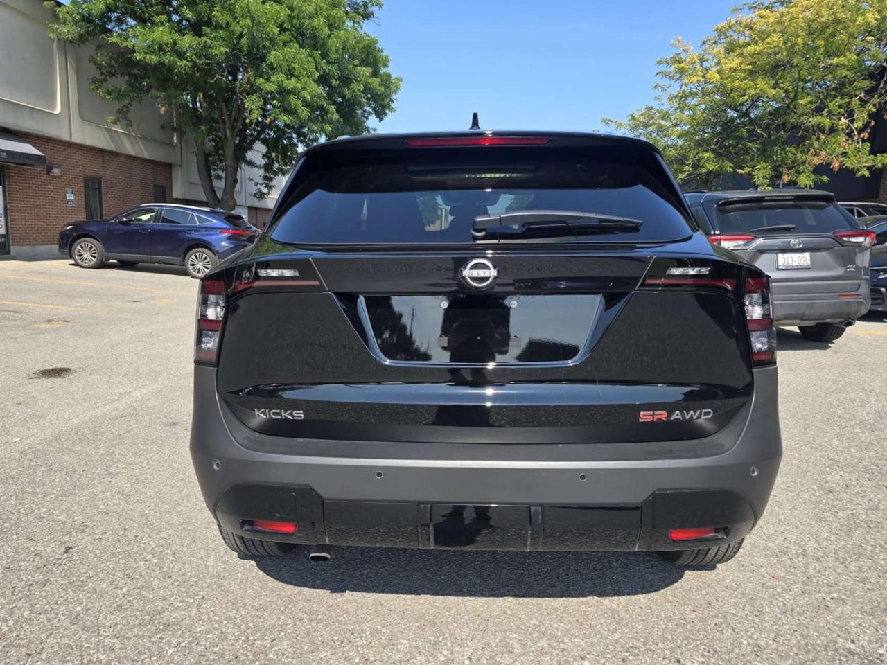 2026 Nissan Kicks SR AWD Photo