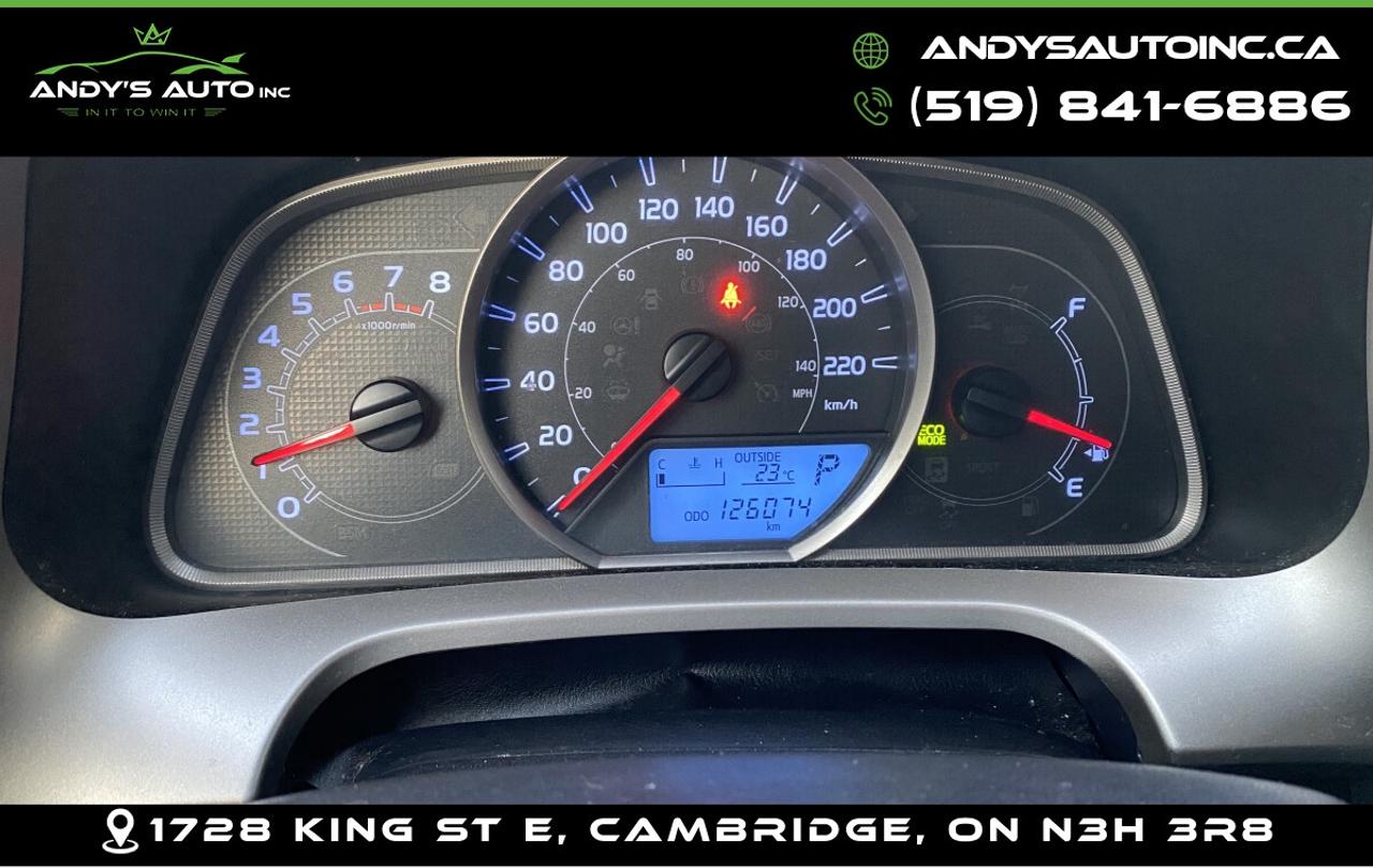 2015 Toyota RAV4 LE AWD ! AUTO ! NO ACCIDENTS ! LE ! AWD ! AUTO ! NO ACCIDENTS ! Photo