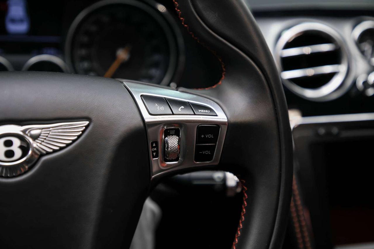 2018 Bentley Flying Spur W12 S COMFORT SPECIFICATION LOWKM REDINT LOADED Photo