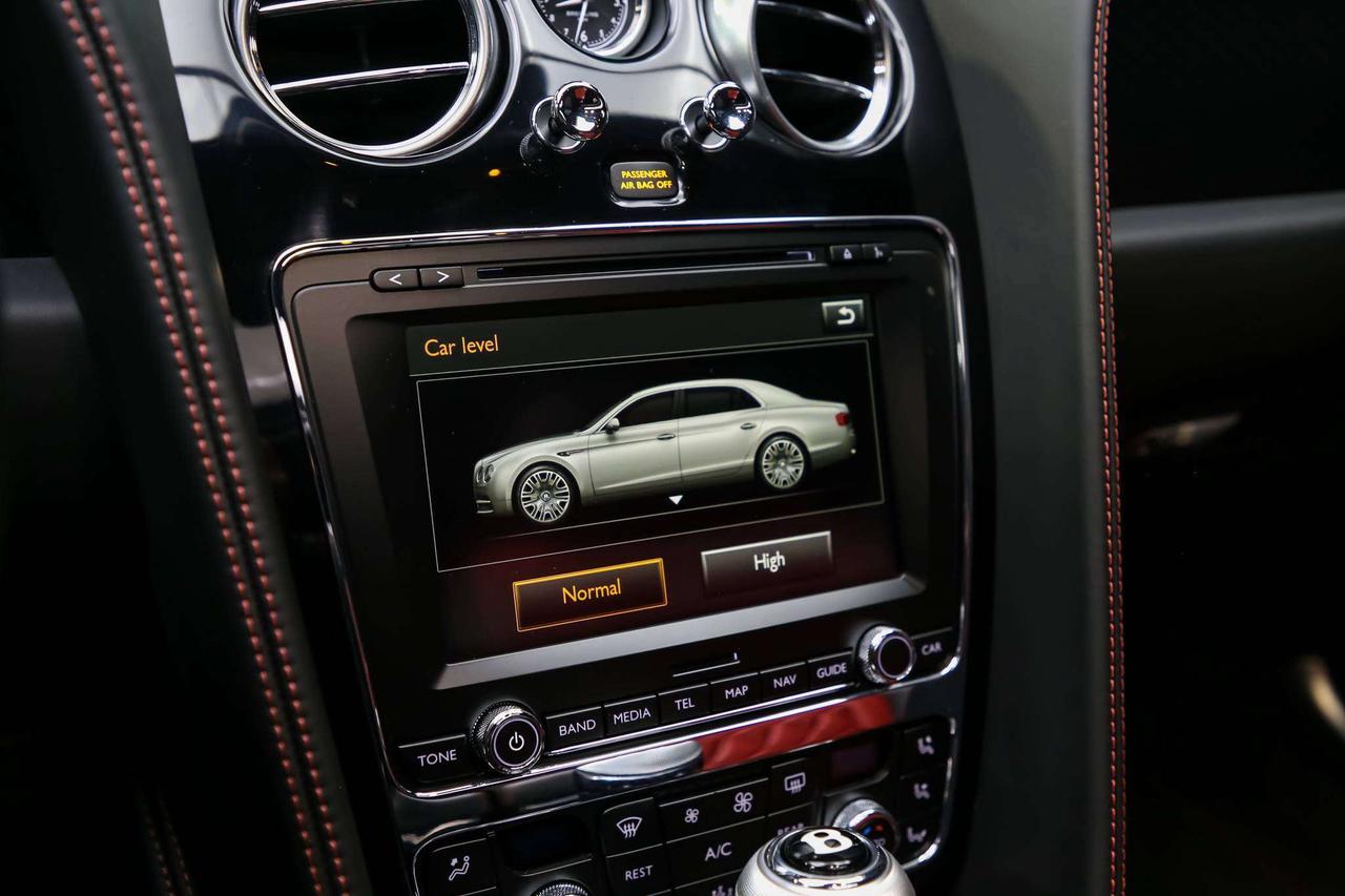 2018 Bentley Flying Spur W12 S COMFORT SPECIFICATION LOWKM REDINT LOADED Photo