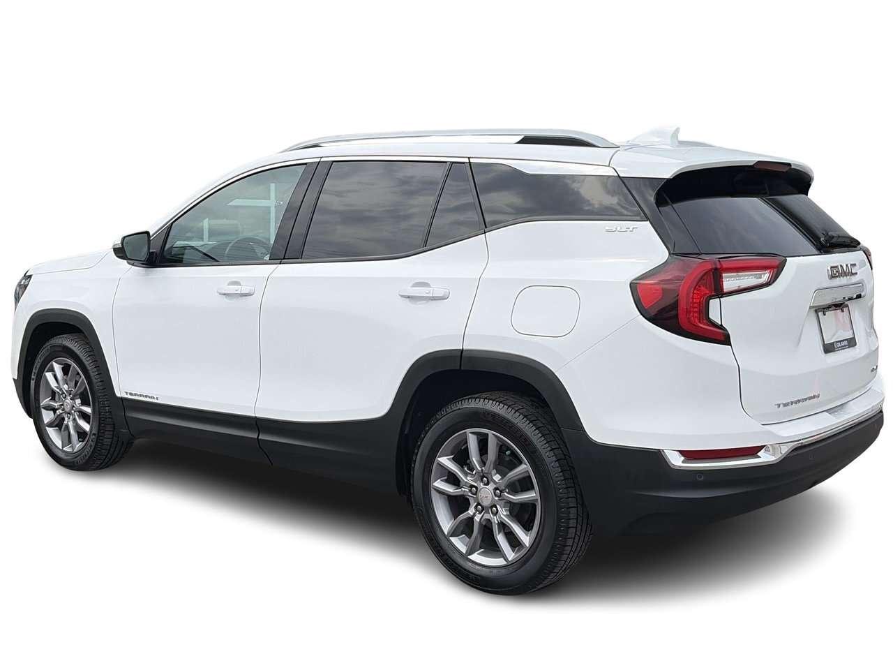 2022 GMC Terrain SLT AWD AWD   Leather   Panoramic Sunroof   Remote Photo