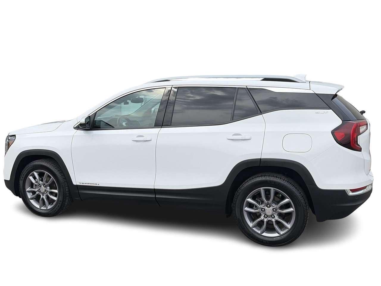2022 GMC Terrain SLT AWD AWD   Leather   Panoramic Sunroof   Remote Photo