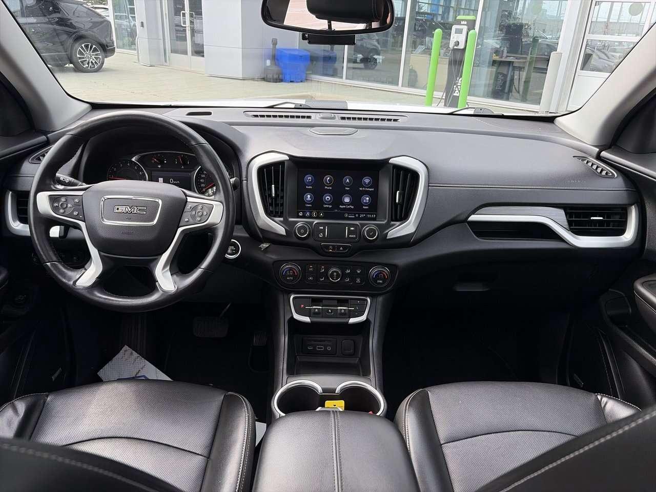 2022 GMC Terrain SLT AWD AWD   Leather   Panoramic Sunroof   Remote Photo