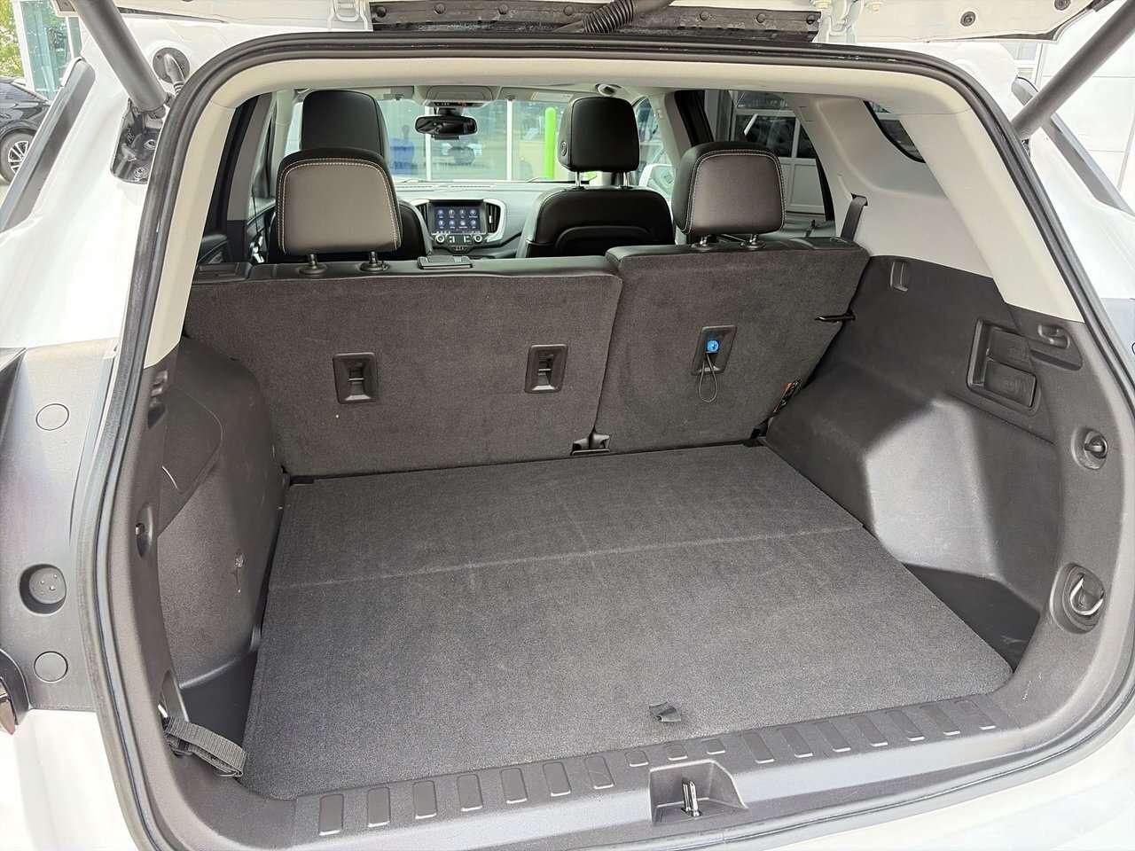 2022 GMC Terrain SLT AWD AWD   Leather   Panoramic Sunroof   Remote Photo