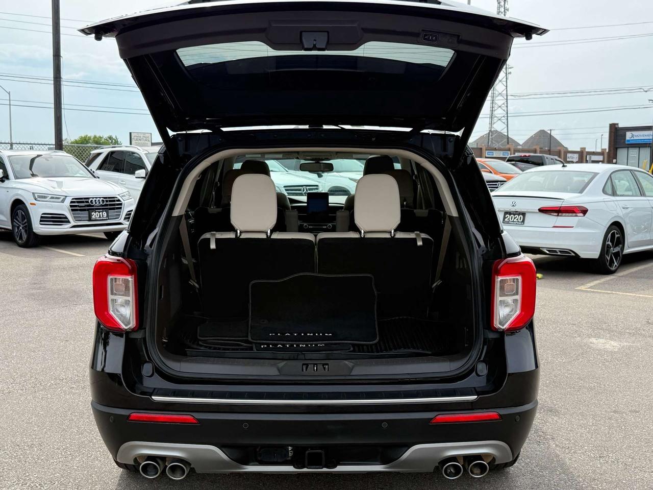 2020 Ford Explorer Platinum 4WD  ACCIDENT FREE 1-OWNER CERTIFIED Photo