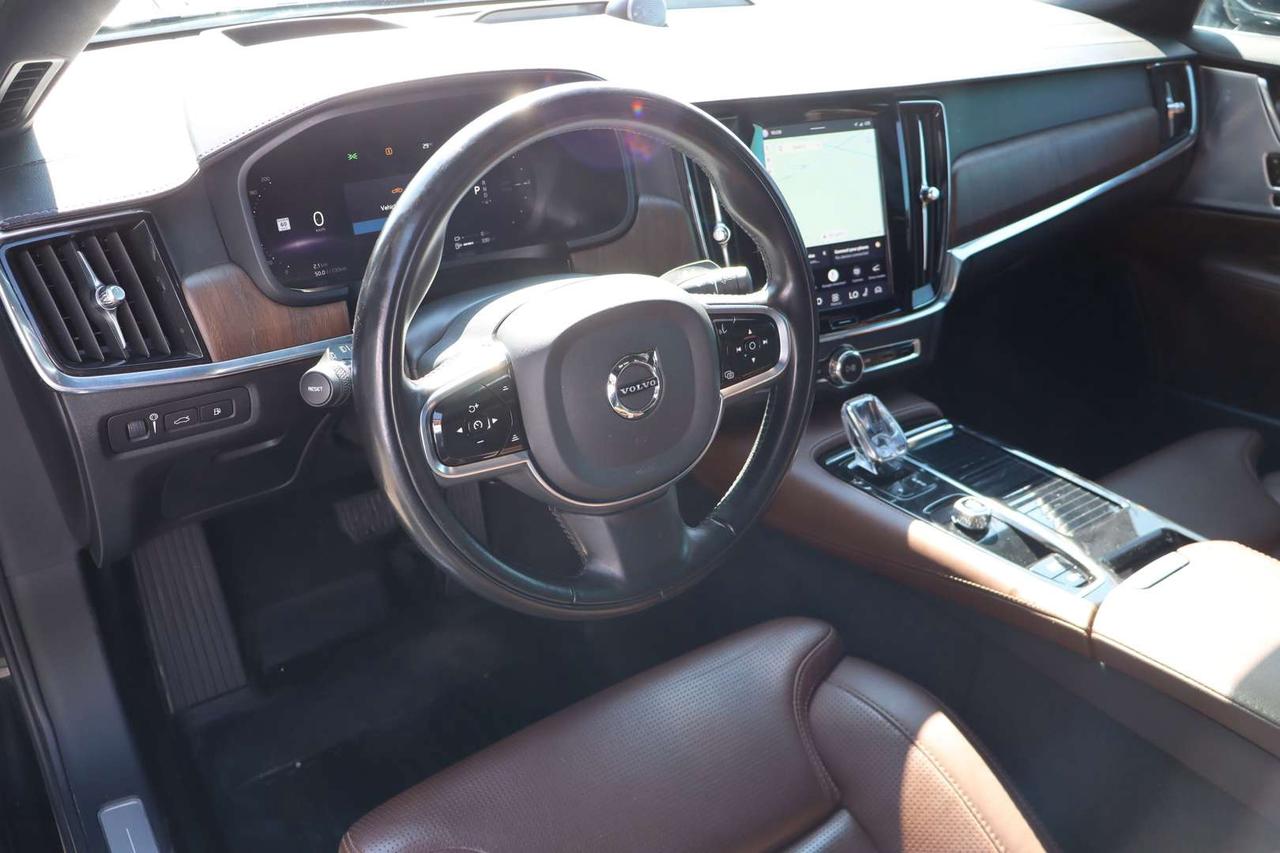 2022 Volvo S90 T8 R-Design Hybrid   No Accident Photo