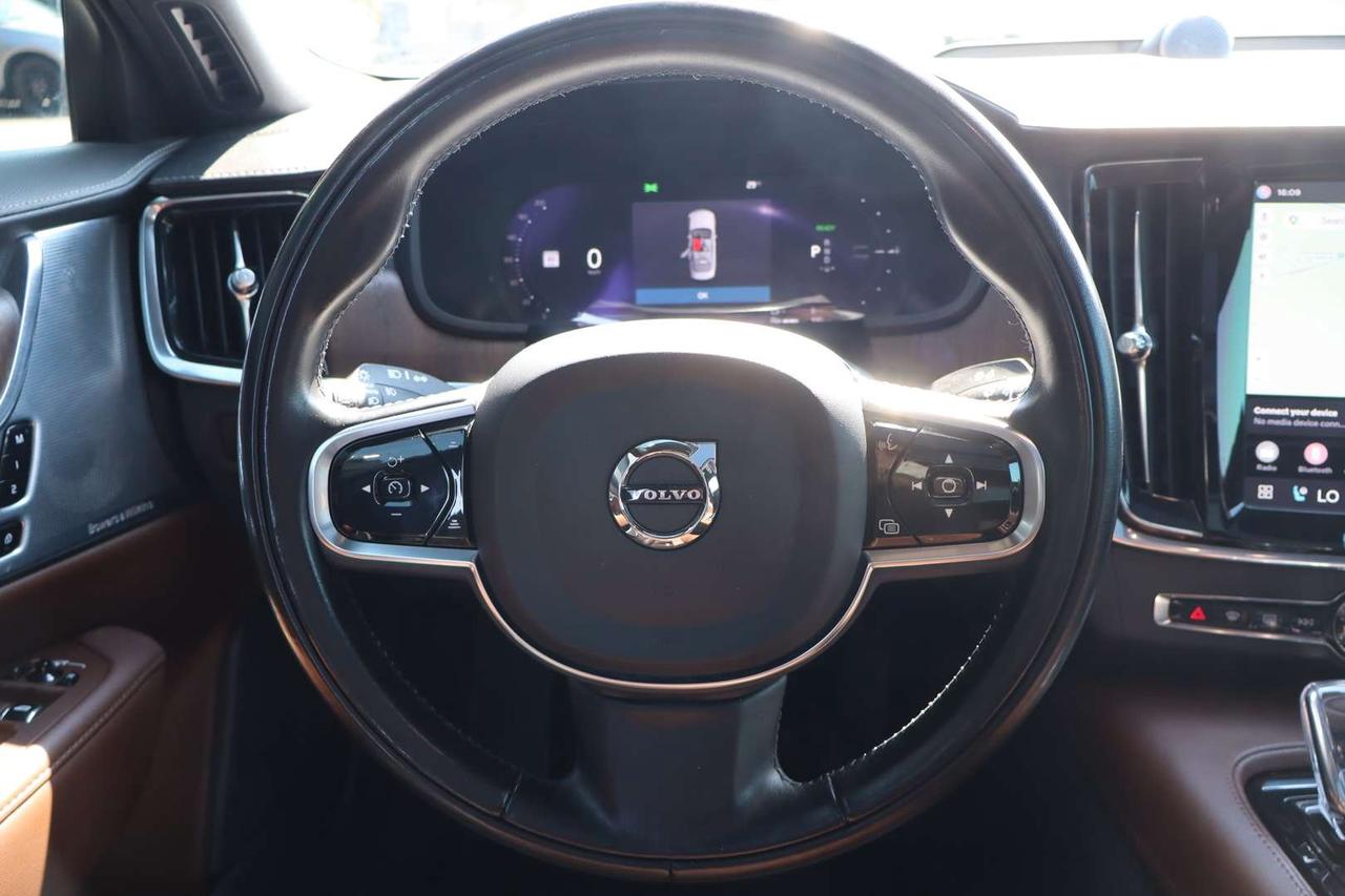 2022 Volvo S90 T8 R-Design Hybrid   No Accident Photo