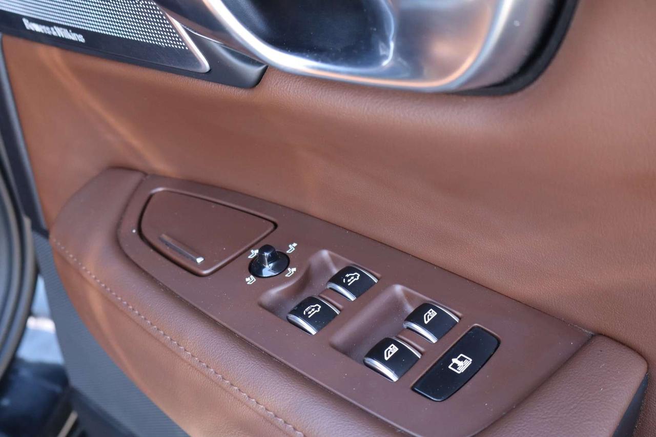 2022 Volvo S90 T8 R-Design Hybrid   No Accident Photo