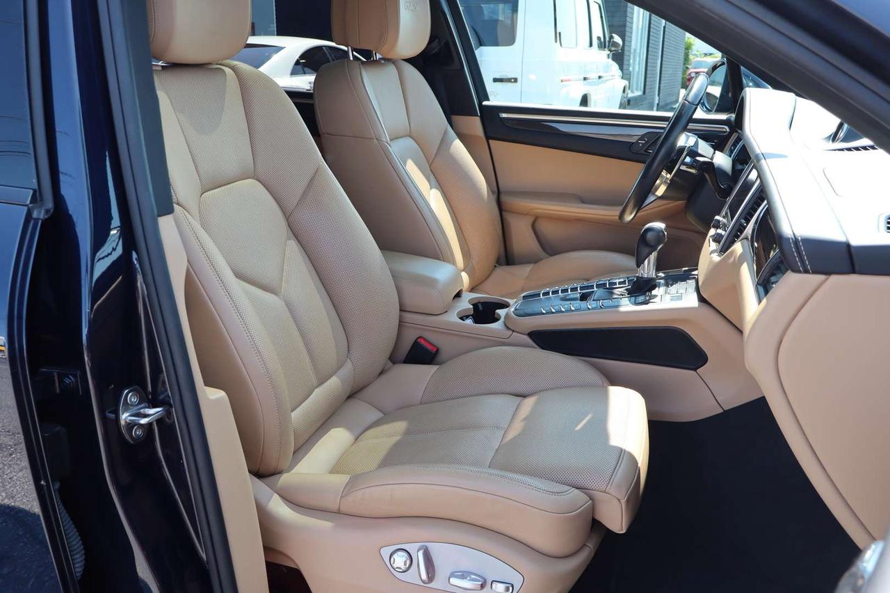 2018 Porsche Macan GTS   No Accident   LOADED With Options   Safety Included Photo