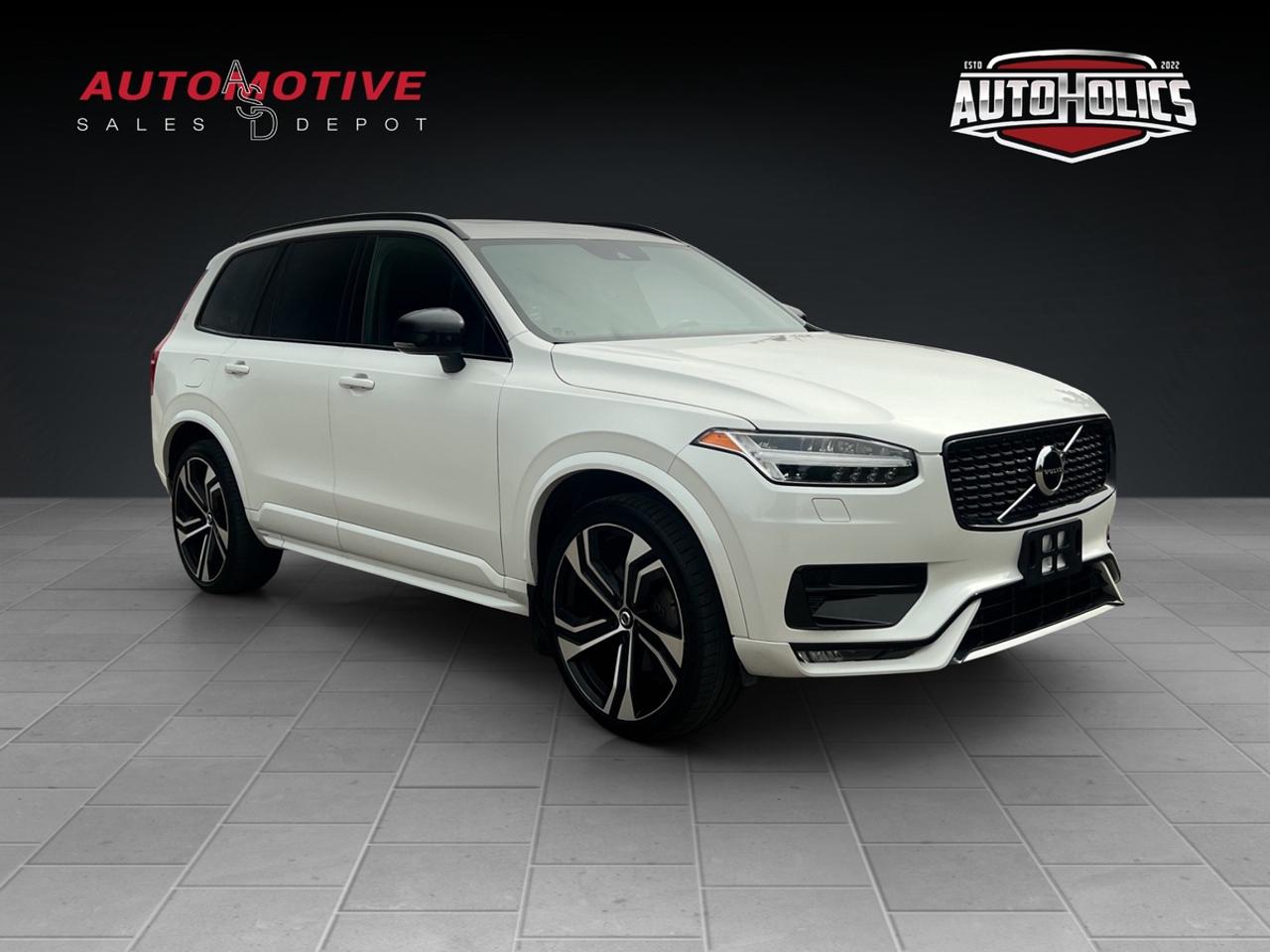 2021 Volvo XC90 T6 R-Design Photo